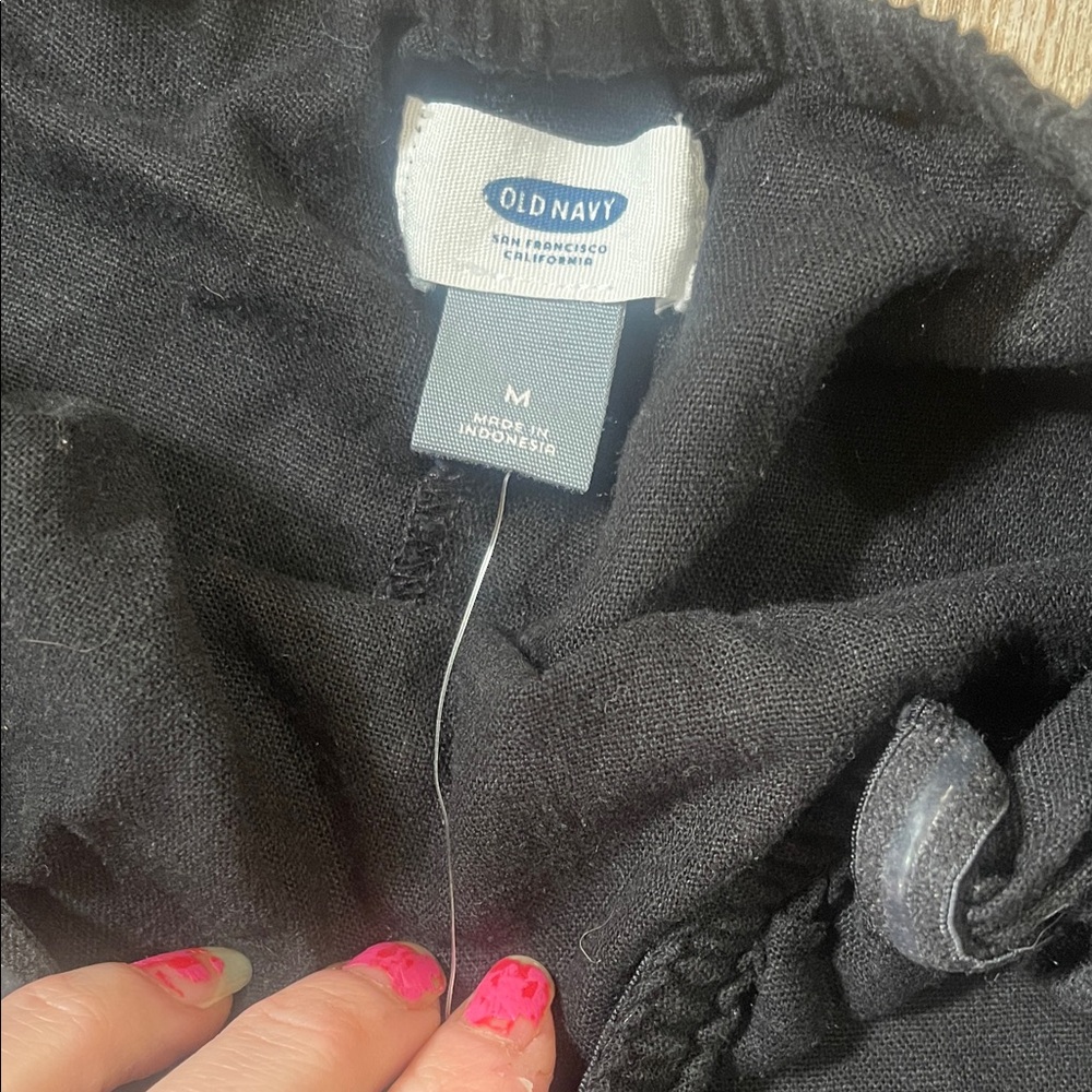 Old Navy Black Strapless Romper - Picture 2 of 5